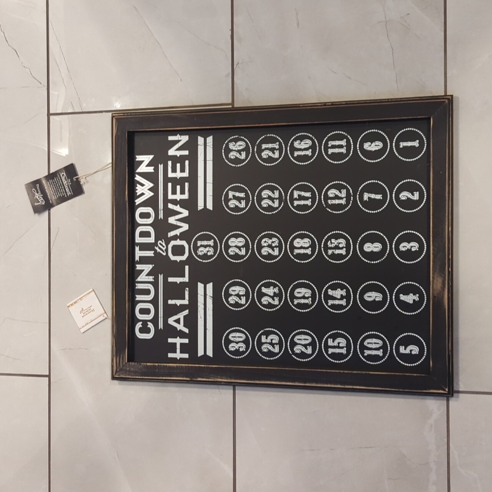 Countdown to Halloween wall art chalkboard